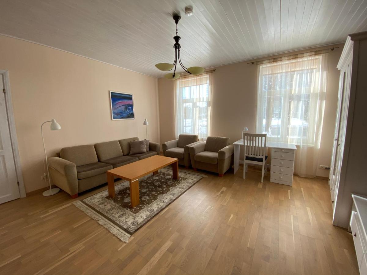 Posti Guest Apartment 합살루 외부 사진